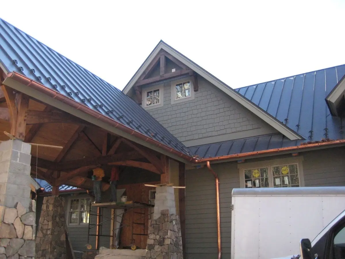 Craftsman Roofing team delivering quality roofing work in Bucktown